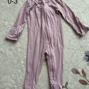 Kate Quinn pink/mauve footie